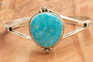 Navajo Jewelry Genuine Kingman Turquoise Sterling Silver Bracelet